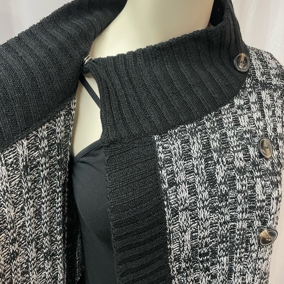 Beechers Brook Knit Cardigan, Button Up, Black and Grey, Size Med​ium - Picture 3 of 9